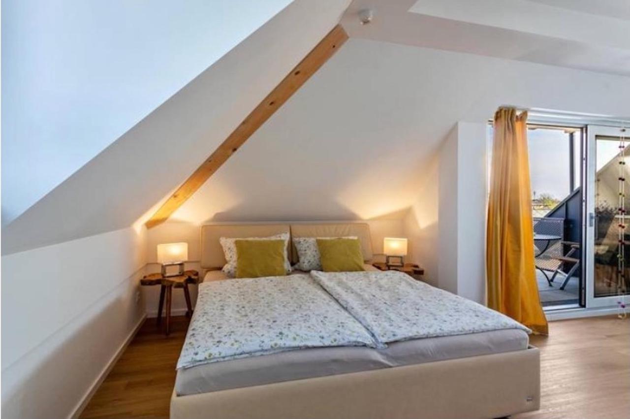 Terralpin Apartments - Charmante Dg Wohnung Mit Balkon Bruckmühl Kültér fotó